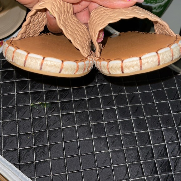 NWOT BRAIDED WOMENS (40) (US 9) SANDAL NUDE - Picture 7 of 9